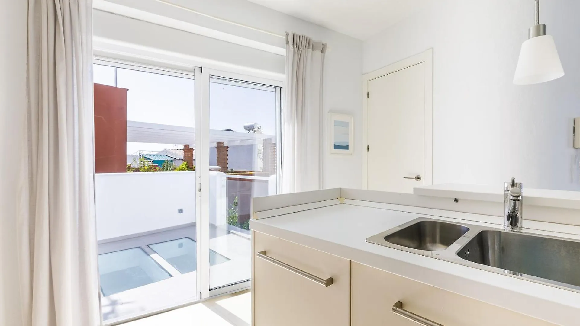 A&N Caleta De Velez Beach 0*,  إسبانيا