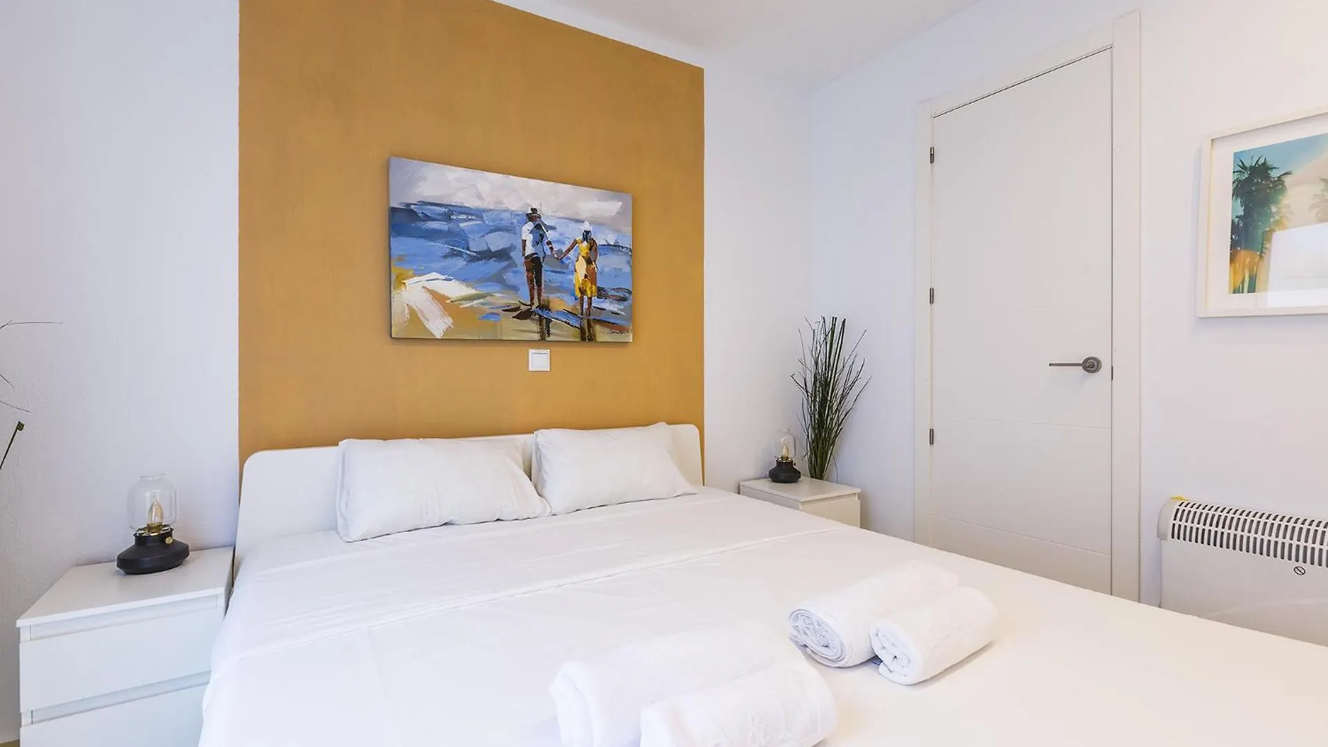 A&N Caleta De Velez Beach 0*,  إسبانيا